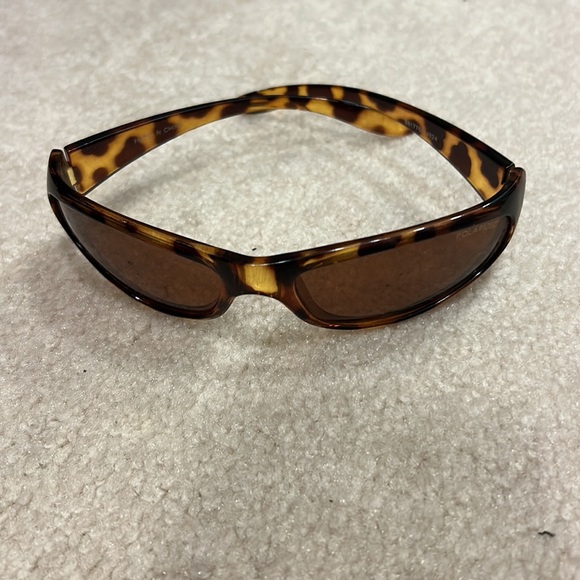 Sunglasses - Picture 2 of 4